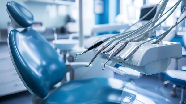 تعرفه خدمات دندانپزشکی در کاشان 1404