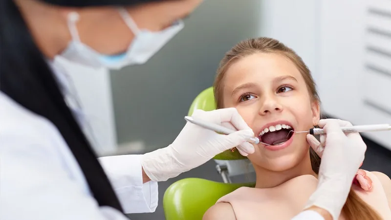 بهترین زمان برای معاینه کودکان از نظر دندانپزشکان کاشان